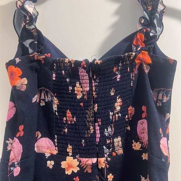 sunday’s best dress - Picture 3 of 3